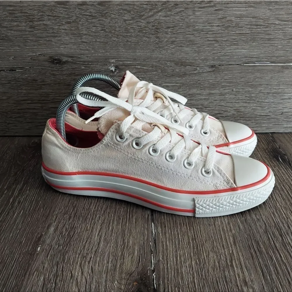 Converse All Star Women Size 7 Off White Low Top Fabric Sneaker